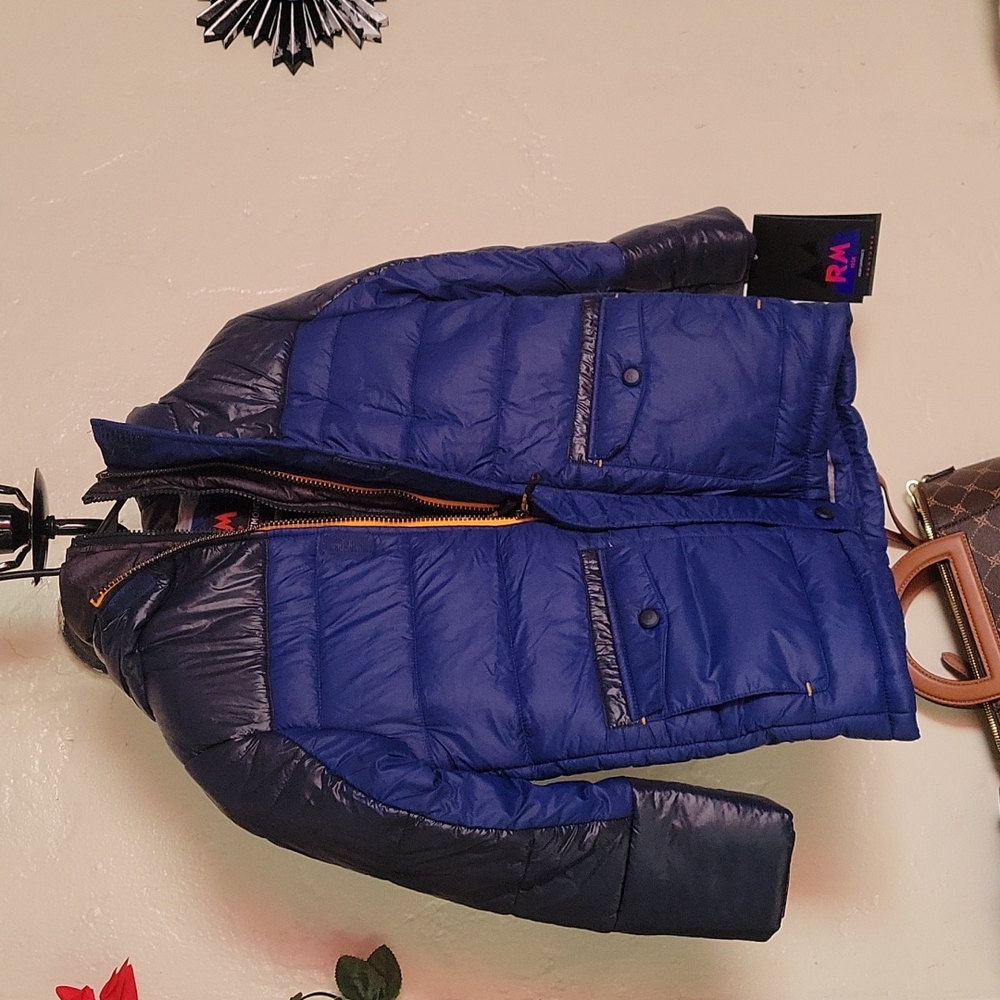 Puffy jacket